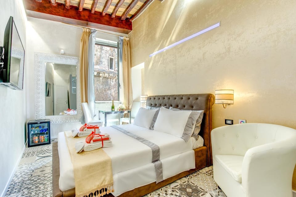 Bedroom, City view, Landmark view