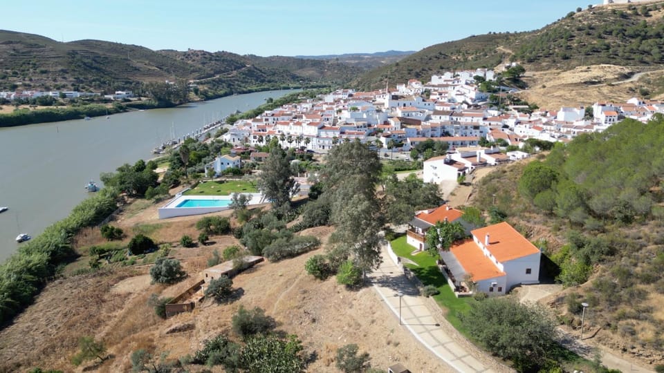 Bird's eye view, Pool view, River view