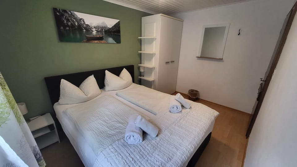 Bed, Photo of the whole room, Bedroom, towels, wardrobe