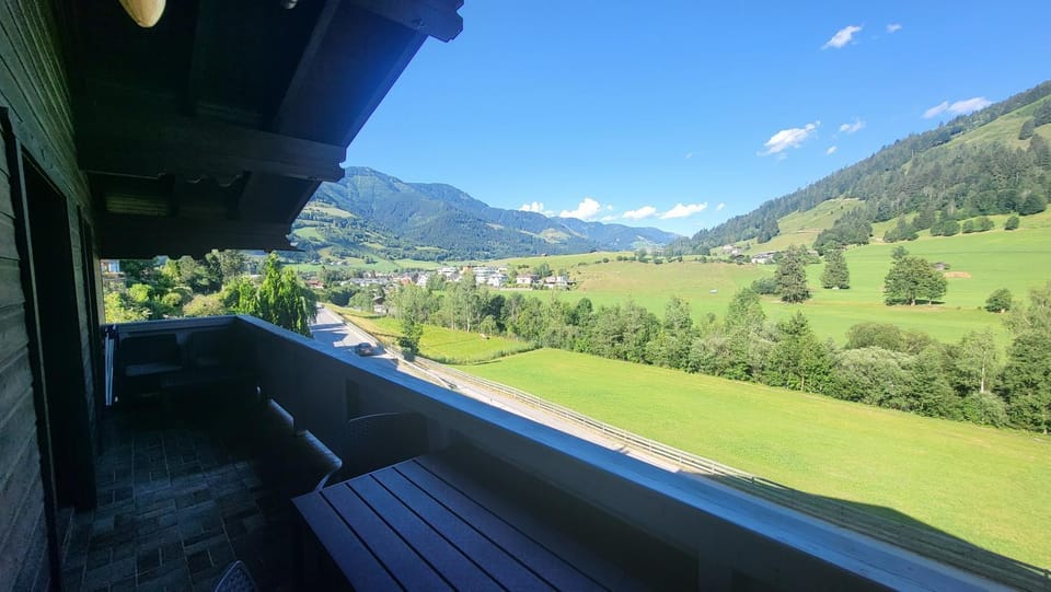 Day, Natural landscape, View (from property/room), Balcony/Terrace, Mountain view
