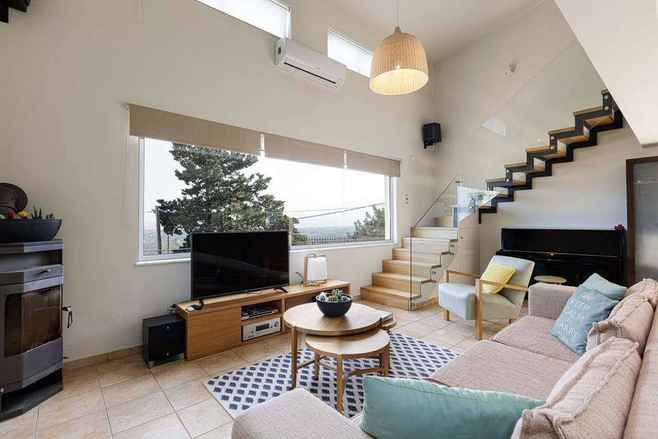 TV and multimedia, Living room, Seating area