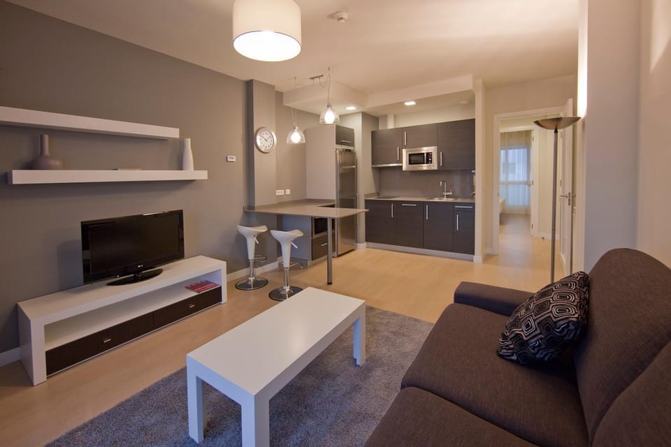 Bed, Living room