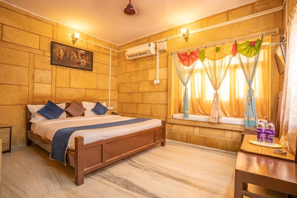 Bed, Balcony/Terrace, Photo of the whole room, Bedroom, air conditioner