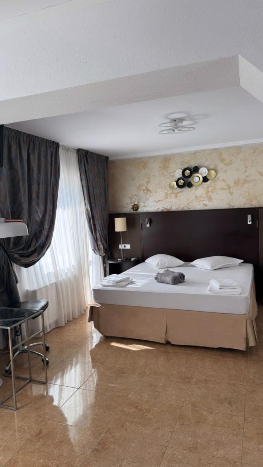 Pensiunea Diamond Bed and Breakfast in Eforie Nord