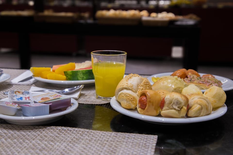 Food and drinks, Food, Breakfast, Continental breakfast, Buffet breakfast