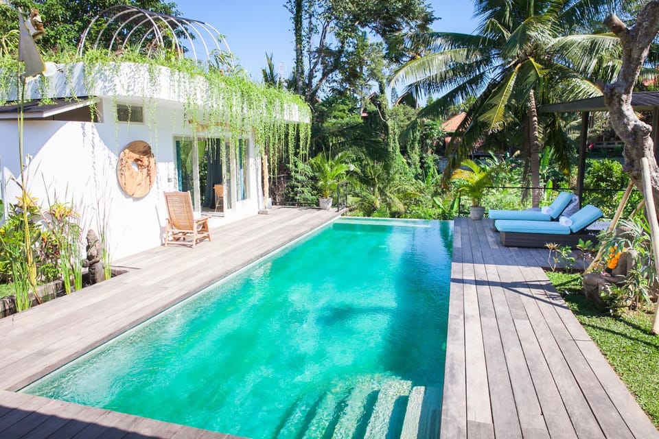 Communal lounge/ TV room, Garden, Balcony/Terrace, Other, Garden view, Pool view, Swimming pool