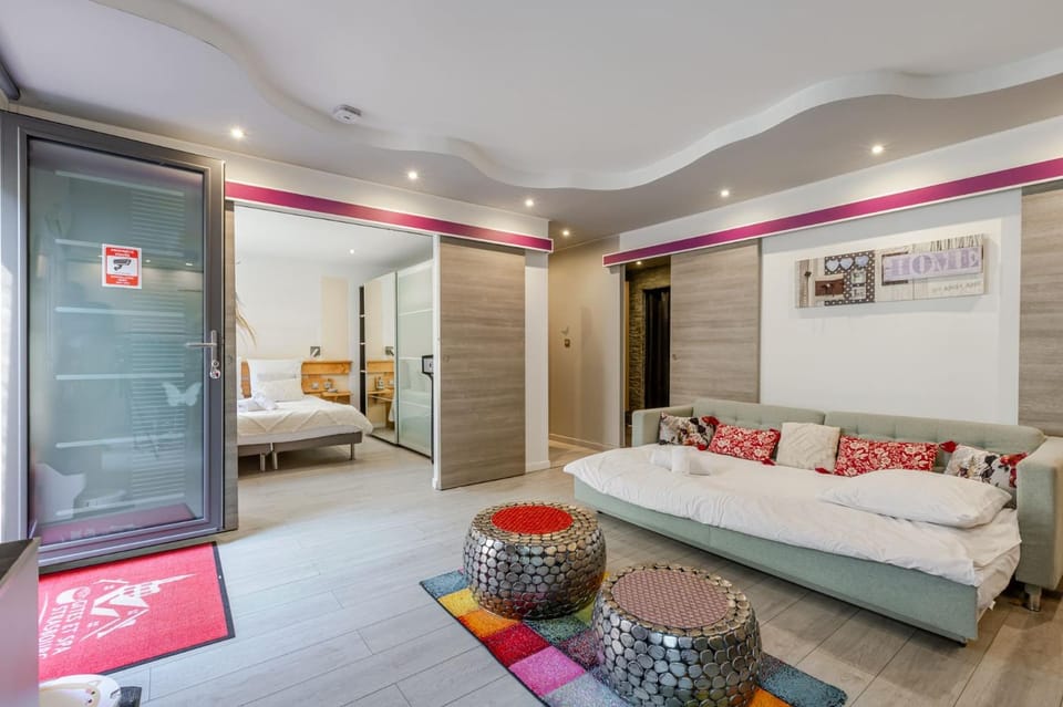 Jacuzzi 38C & Sauna privés I Arcade I 15 min Strasbourg House in Grand Est