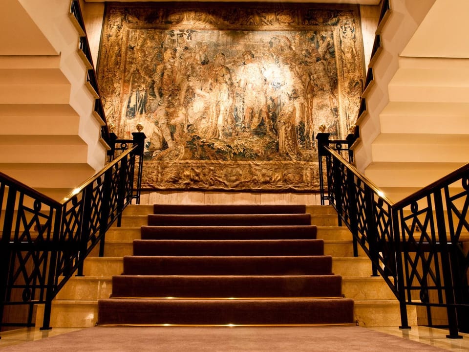 Lobby or reception, Decorative detail