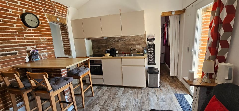 Living room, Seating area, kitchen