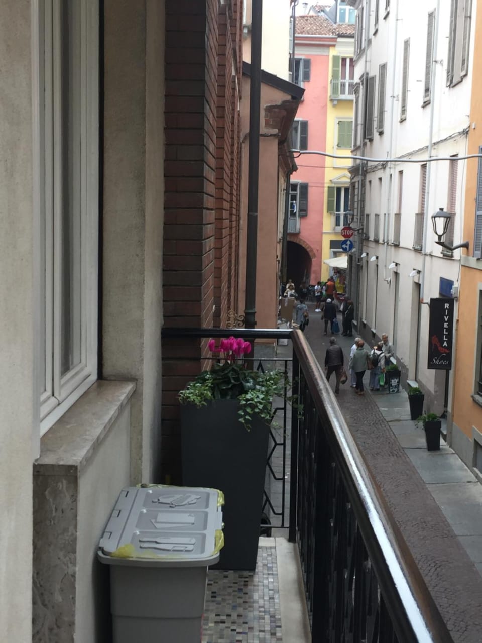Neighbourhood