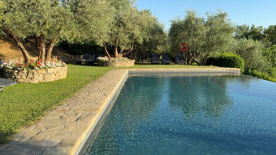 Pool view, Swimming pool