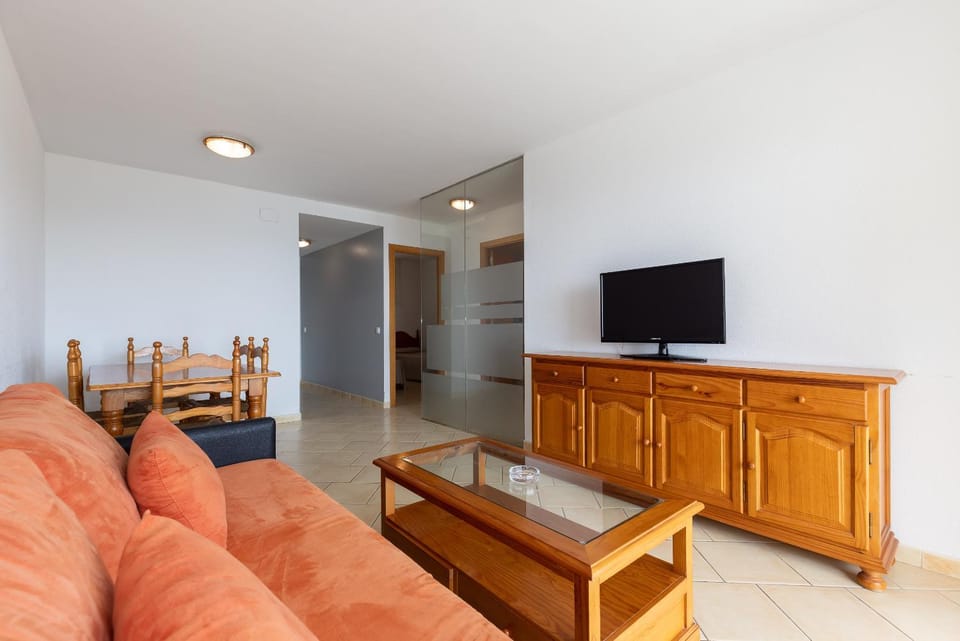 TV and multimedia, Living room, Dining area