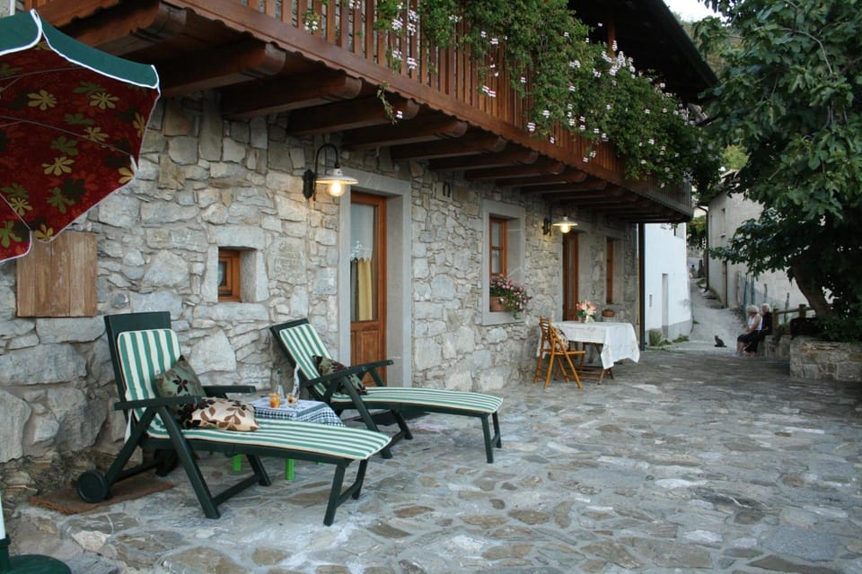 Facade/entrance, Garden