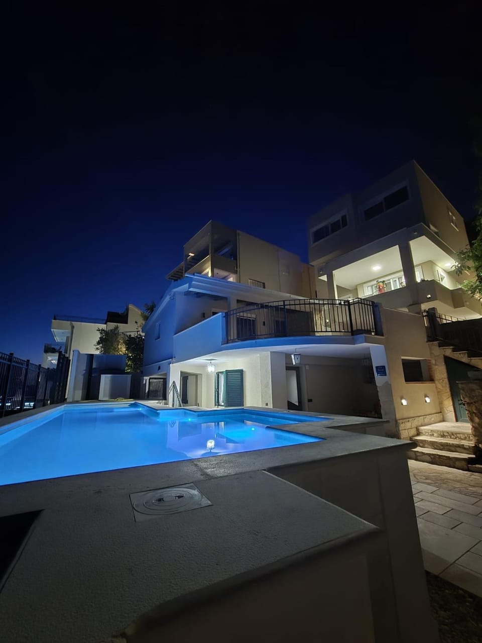 GV - Holiday home with MagnaPool Villa in Makarska