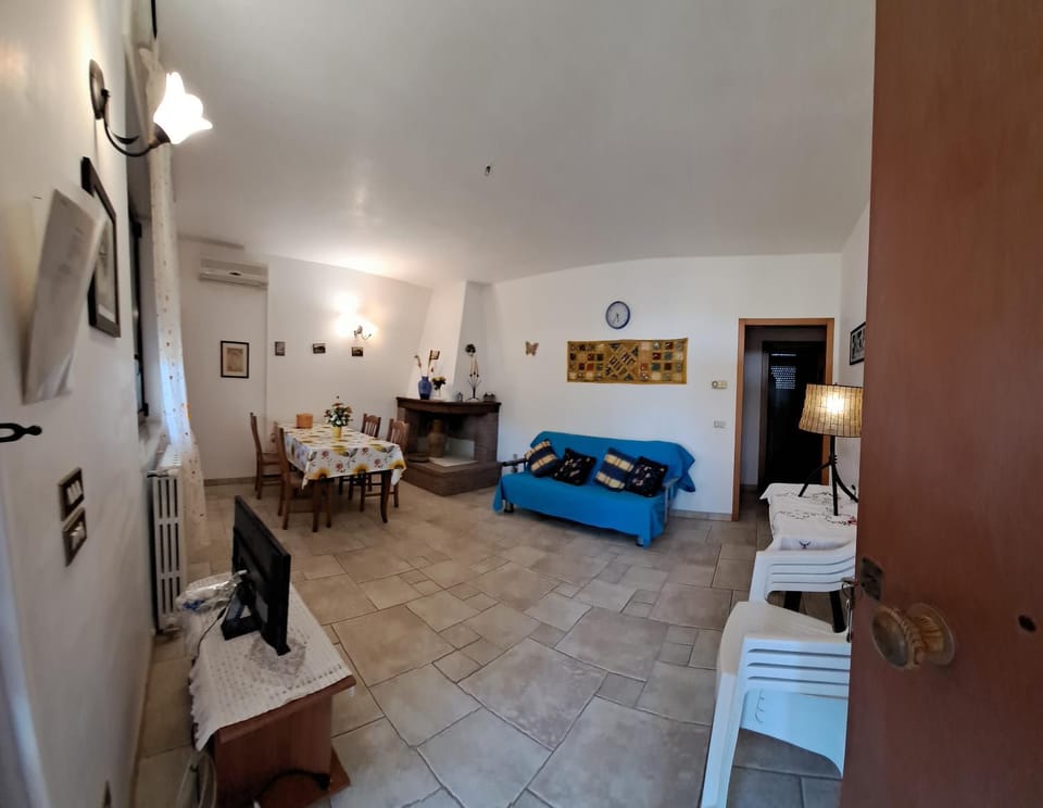 TV and multimedia, Living room, air conditioner