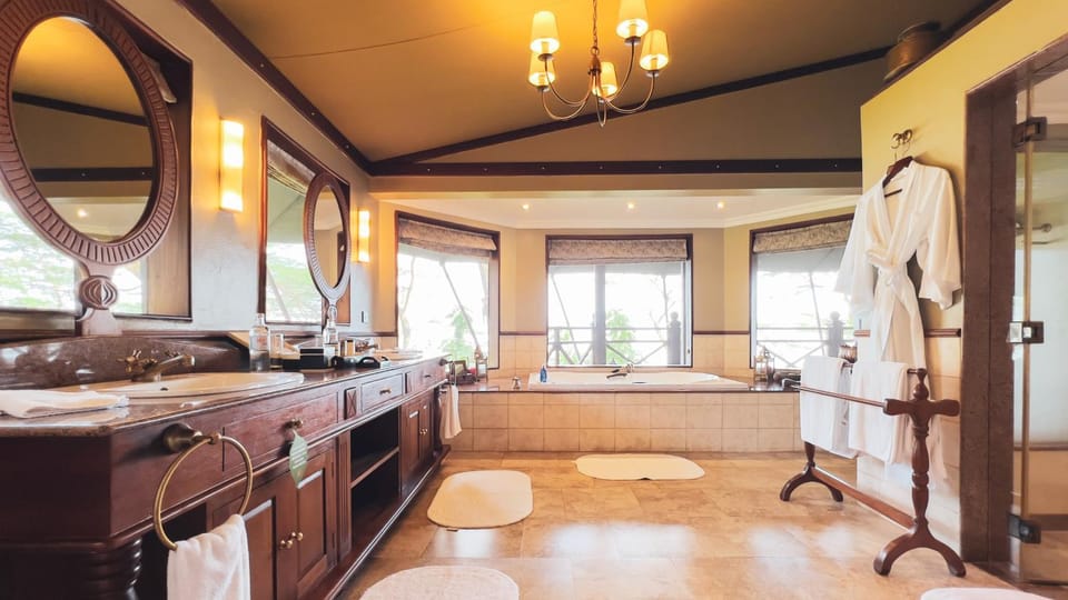 Bathroom, Bath