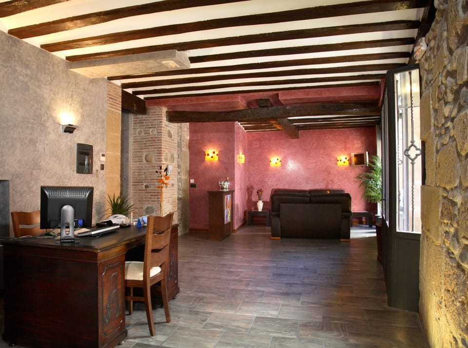 Business facilities, Seating area