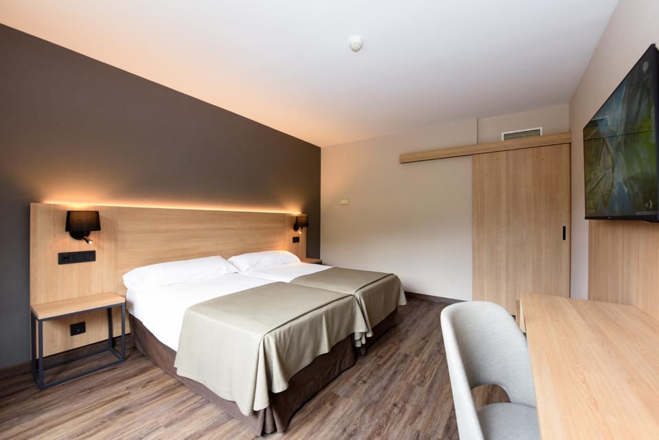 SOMMOS Hotel Benasque Spa Hotel in Benasque
