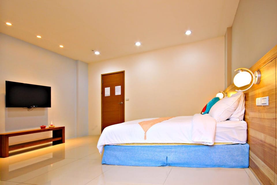 Day, Photo of the whole room, On site, bunk bed