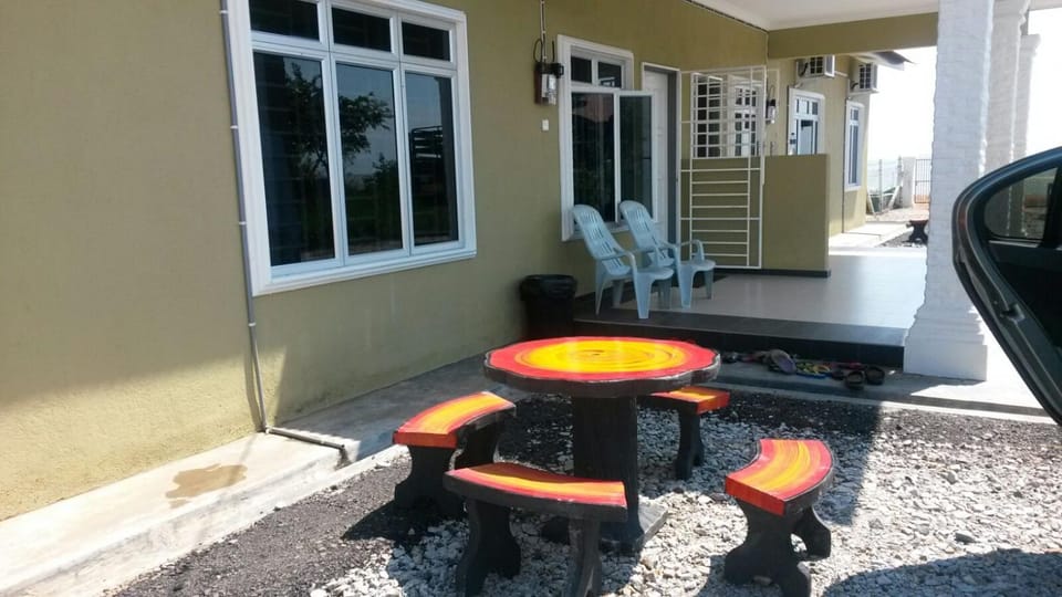 D'Pantai Homestay Kuala Sg. Baru Vacation rental in Malaysia