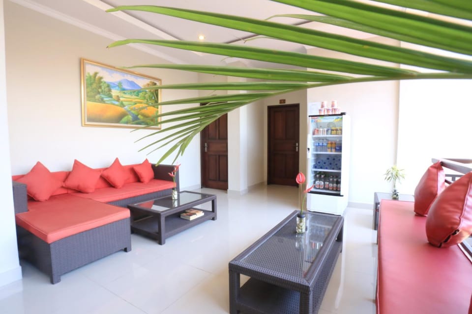 Communal lounge/ TV room, Living room