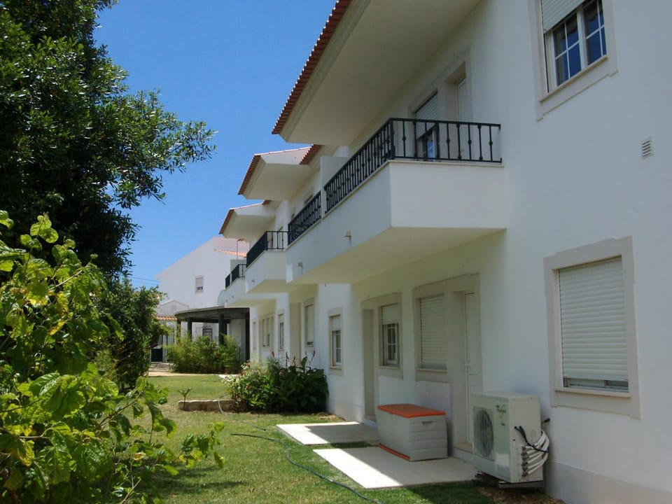 Jazzy Cool Apartment Near White Sand Beaches Apartment in Olhos de Água