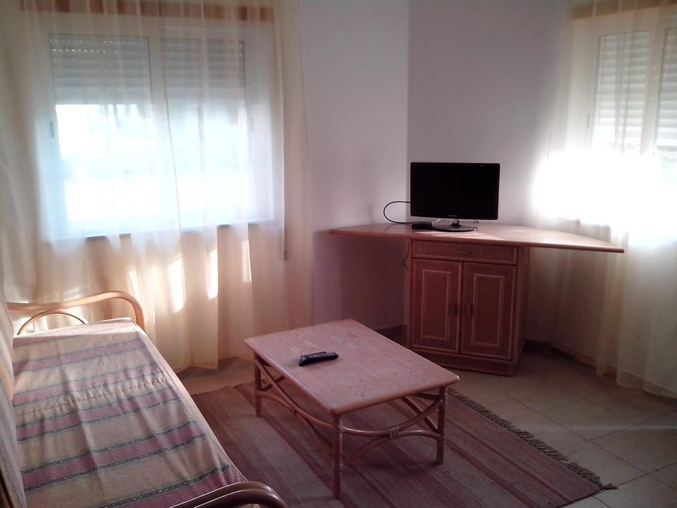 Deluxe Apartment E Apartment in Olhos de Água