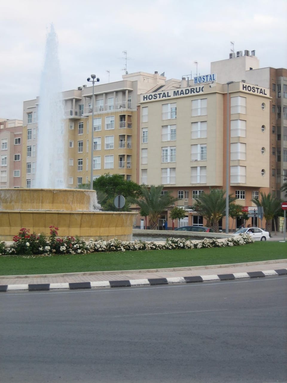 Nearby landmark, Day