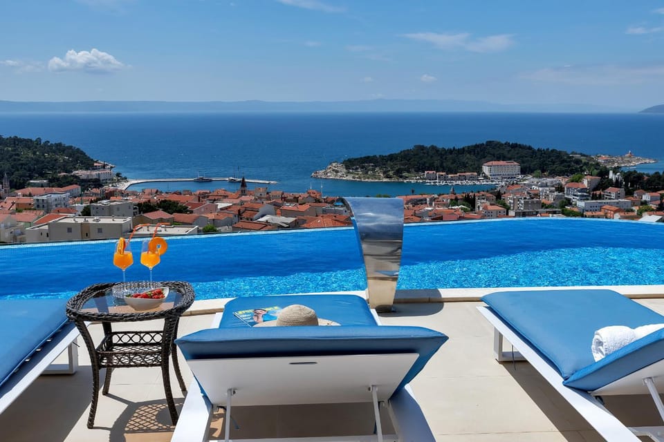 Pool view, Swimming pool