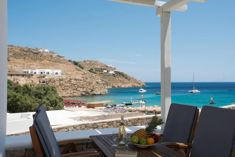 Patio, Sea view