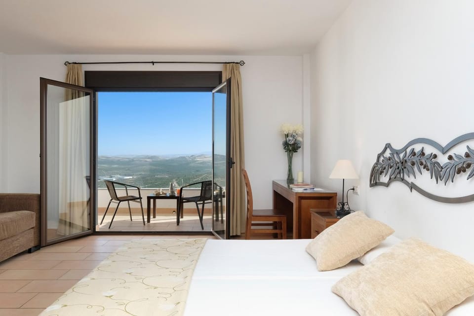 View (from property/room), Photo of the whole room, Mountain view