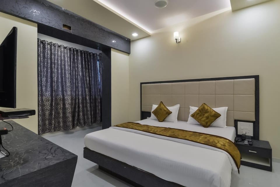 Hotel Aroma- Dadar Hotel in Mumbai