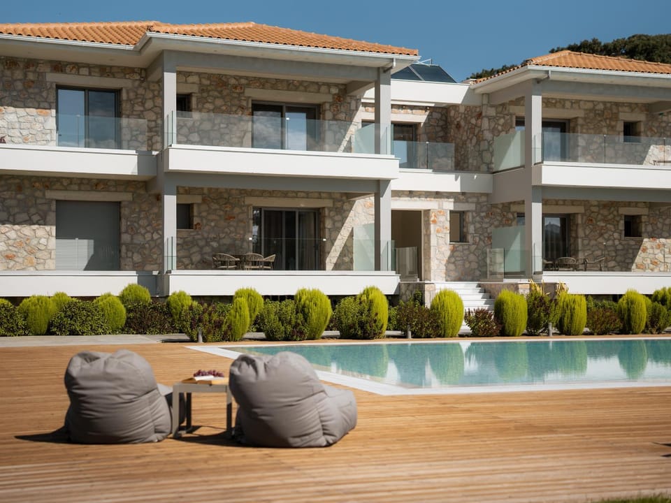 Patio, View (from property/room), Pool view, Swimming pool