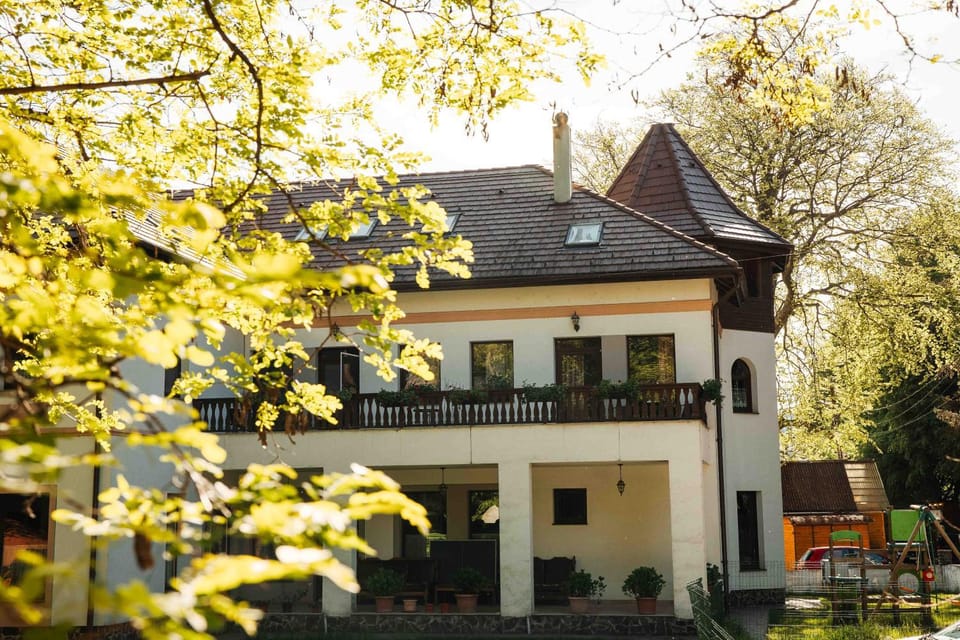 Property building, Garden