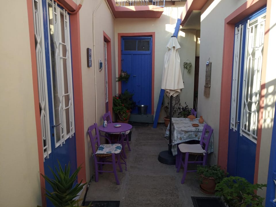 Inner courtyard view