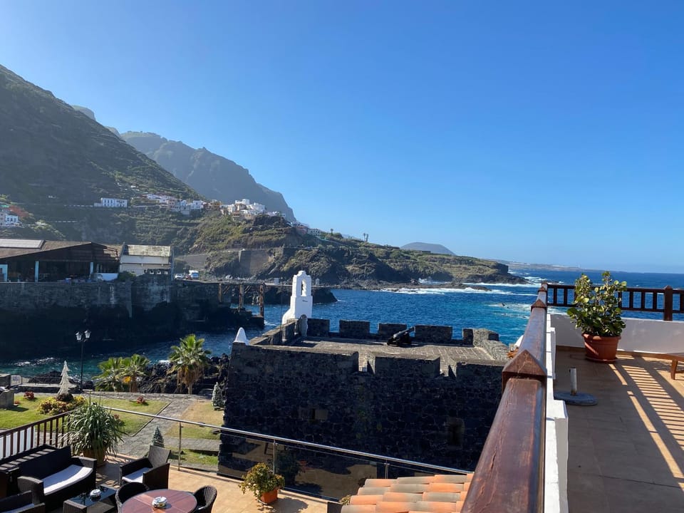 City view, Landmark view, Sea view, Street view