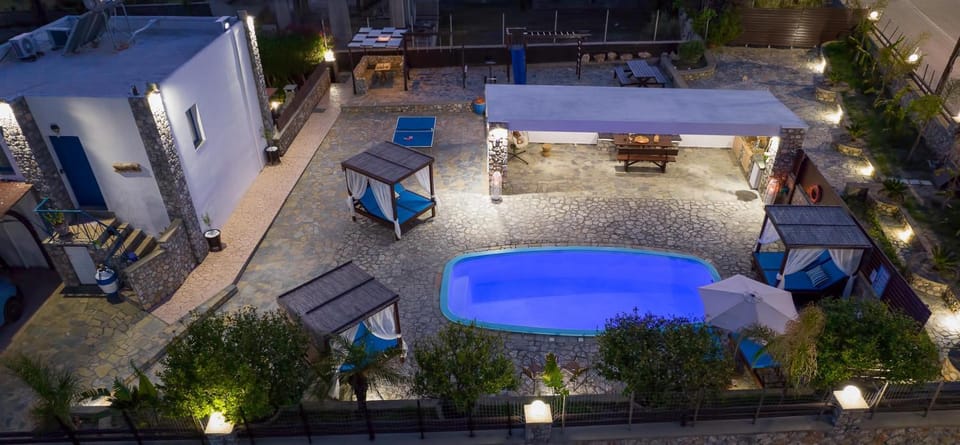 Property building, Patio, Swimming pool, sunbed