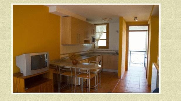 Day, Kitchen or kitchenette