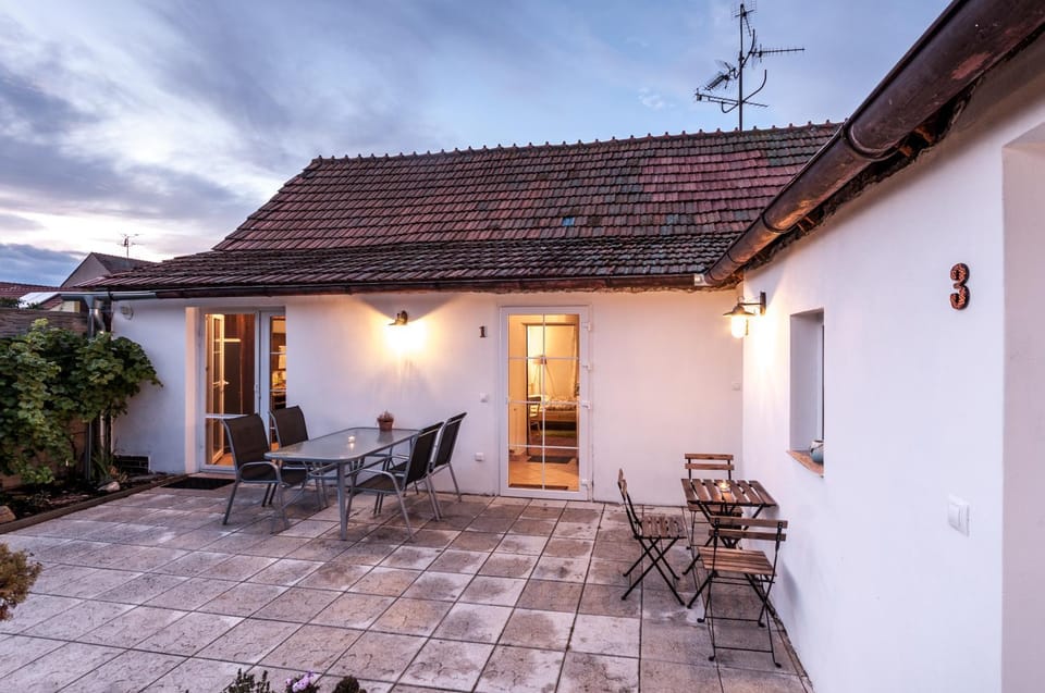 Patio, Balcony/Terrace