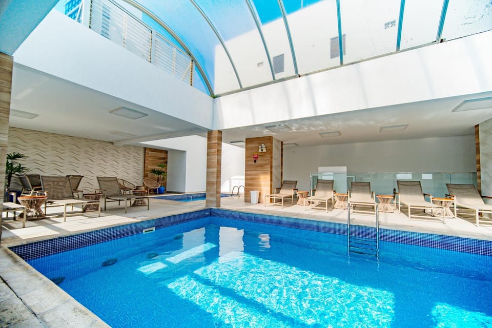 Pool view, Swimming pool, sunbed