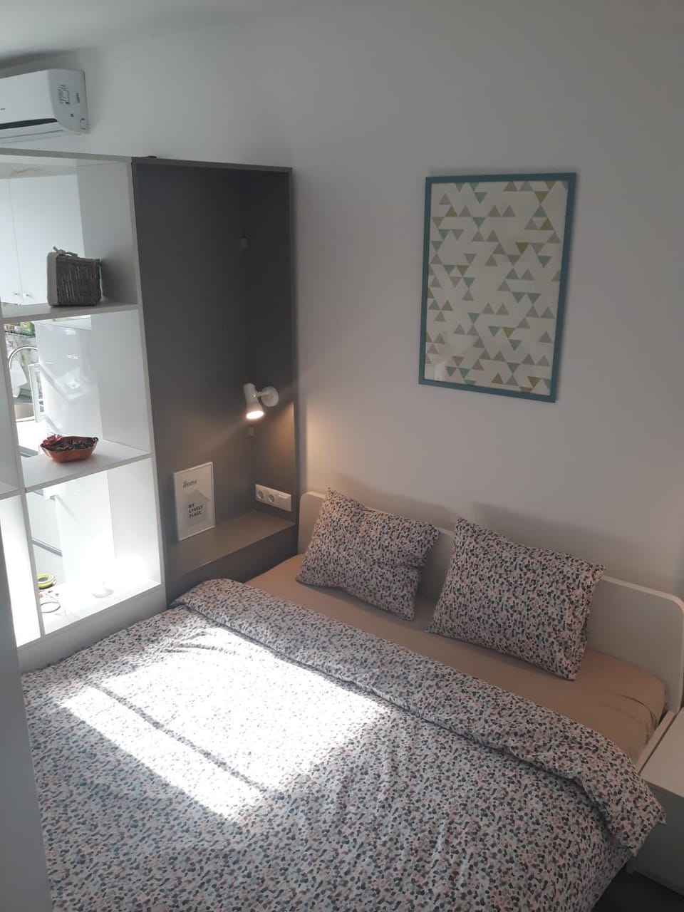 Cozy Central Studio Apartment in Bucharest