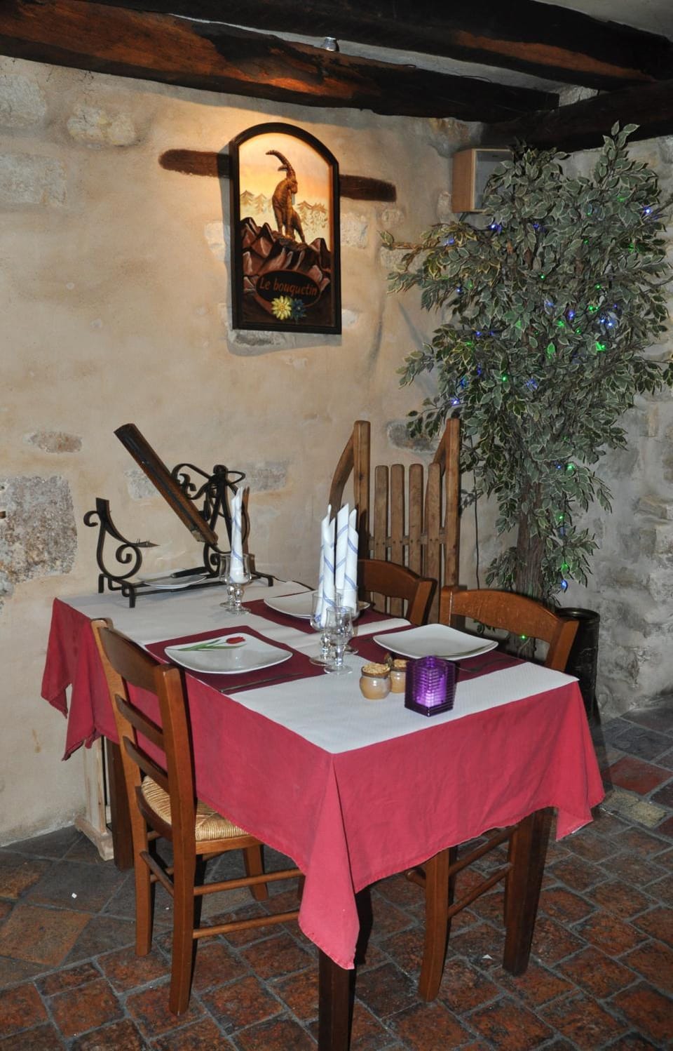 Restaurant/places to eat