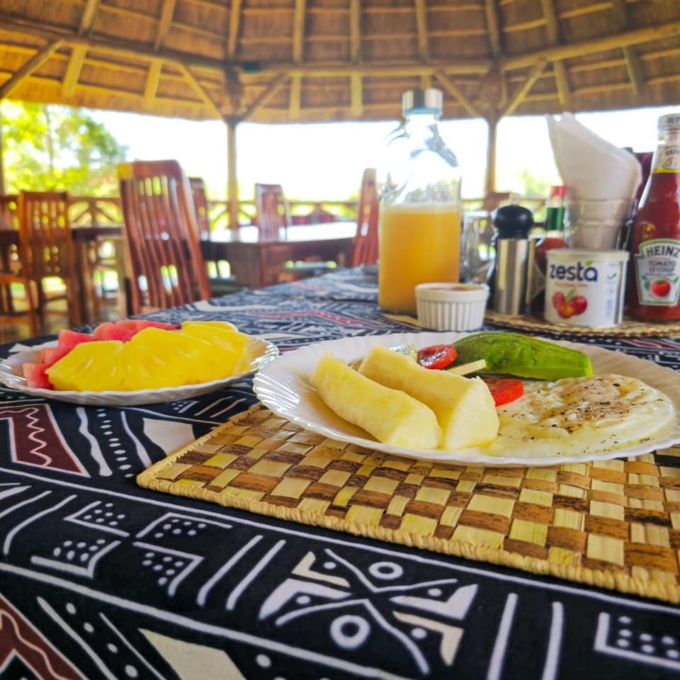 Restaurant/places to eat, Breakfast, Drinks