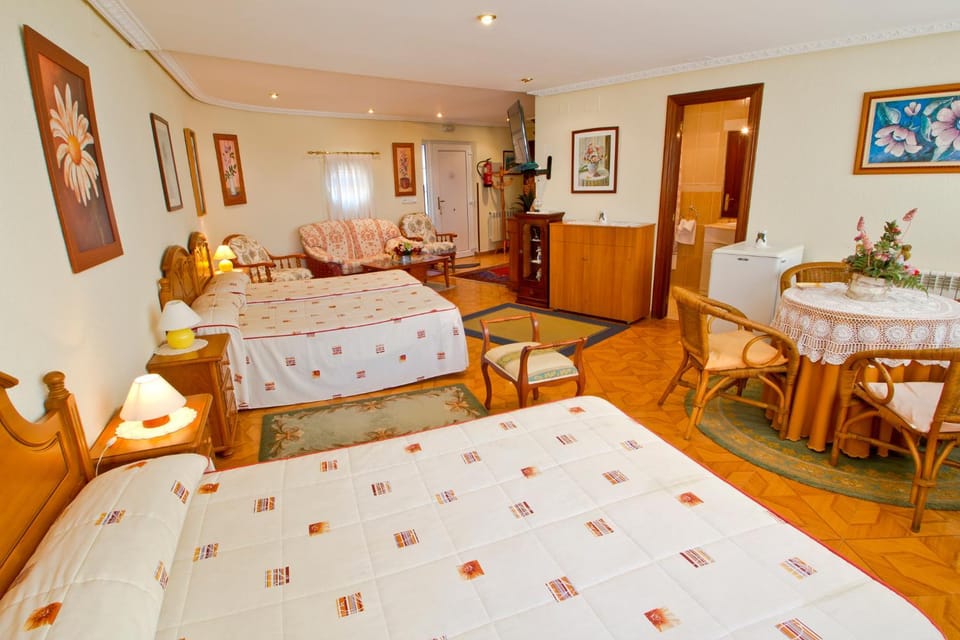 Hospedaje Roiz Hotel in Cantabria