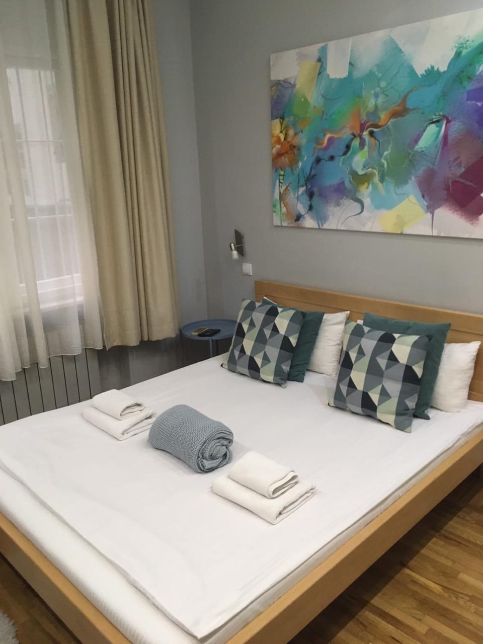 Bed, Photo of the whole room