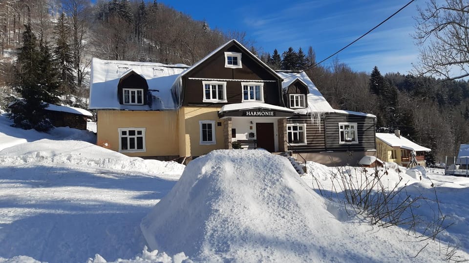 Property building, Winter