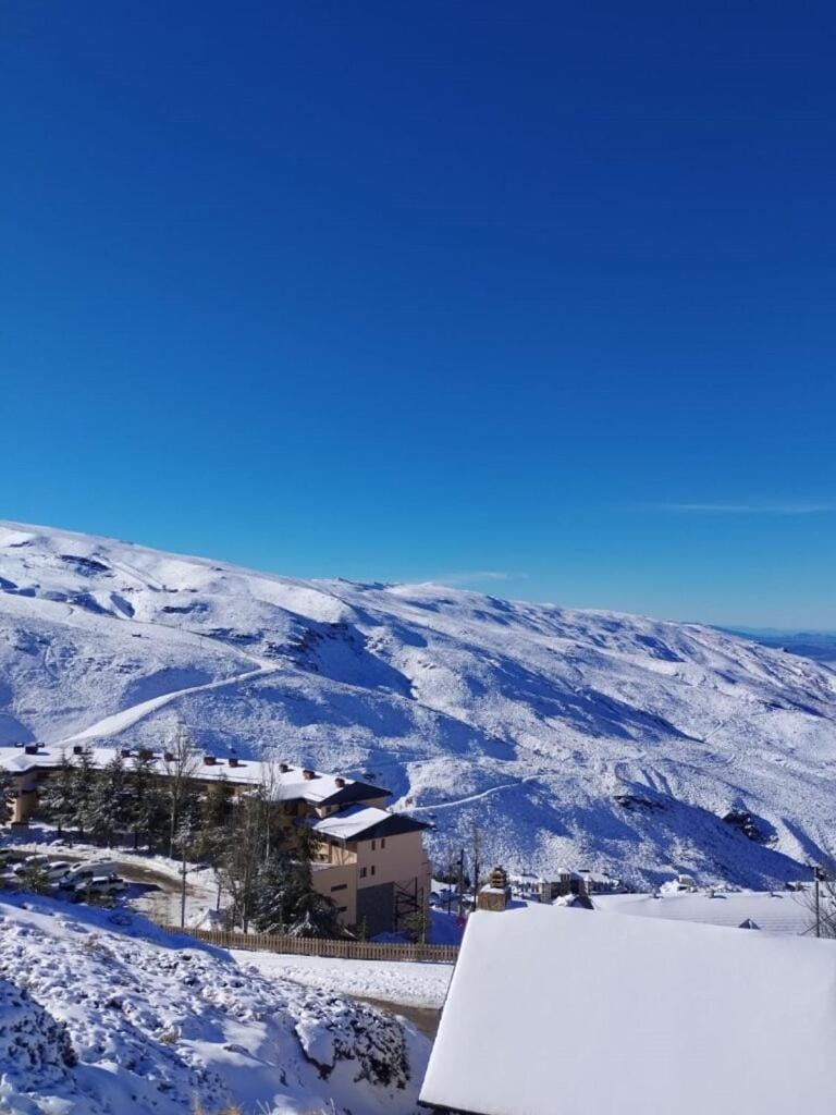 Apartamentos Montreal Apartment in Sierra Nevada
