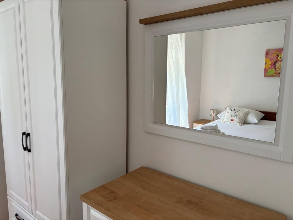 House Mare Apartment in Okrug Gornji