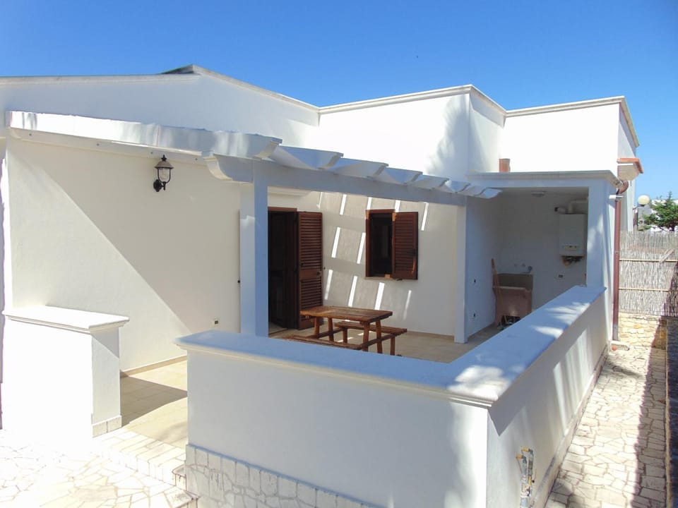Appartamento Bilocale a 200 m dalla spiaggia House in Province of Foggia