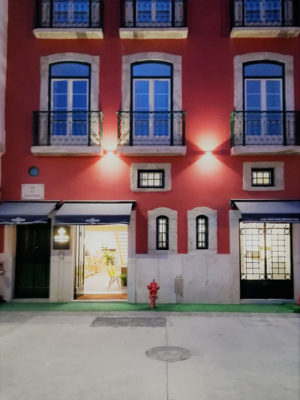Facade/entrance